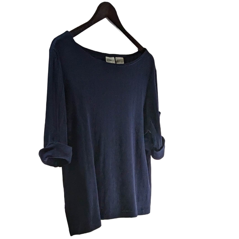 COPY - Women's Liz Baker Essentials Navy top with 3/4 sleeve detail